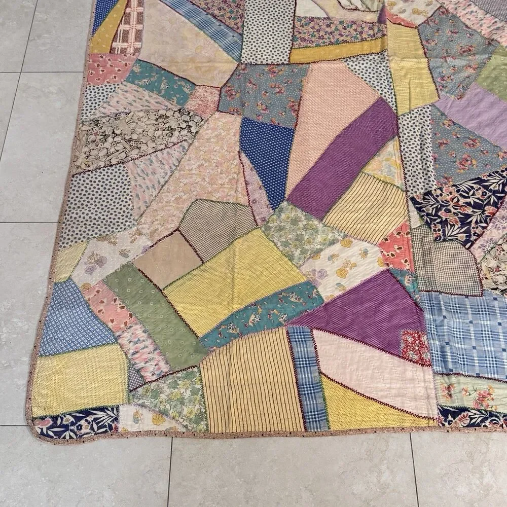 Vintage Abstract patchwork quilt Blue Pink Yellow Red Green Thin 69”x80” Read